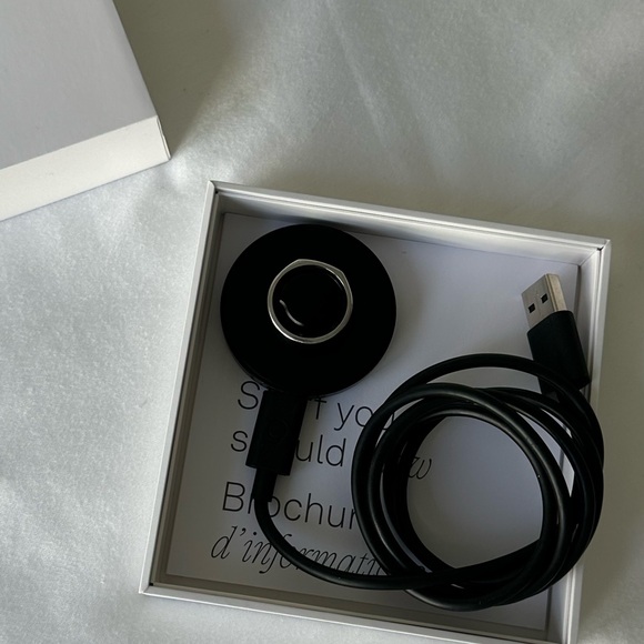 Oura Ring 3 Heritage, Silver - Picture 5 of 5